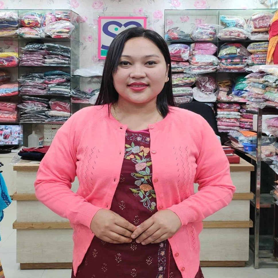 স্টাইলিশ কার্ডিগান (Stylish Cardigan)
